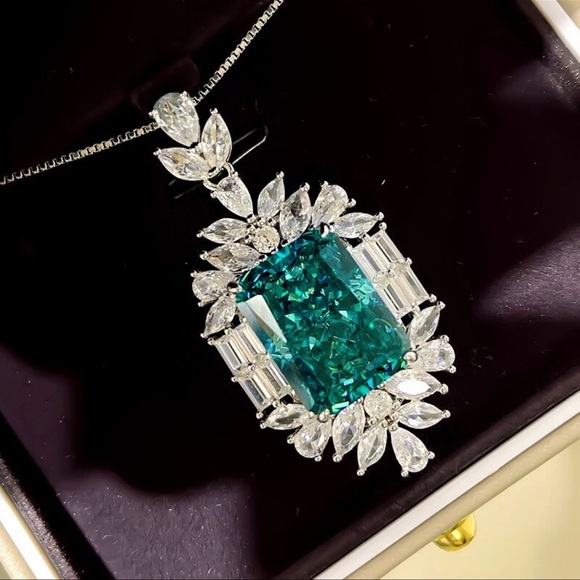 Exquisite 925 Sterling Silver Zircon Necklace - Picture 10 of 12
